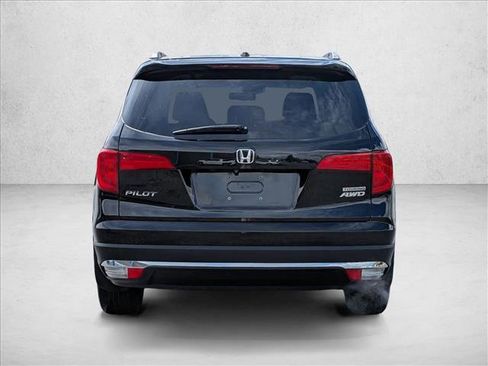 Used 2016 Honda Pilot Touring image 8