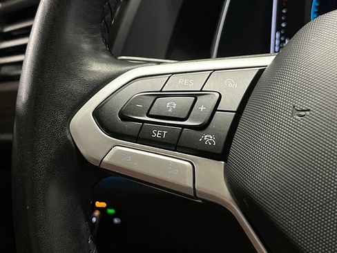 Used 2024 Volkswagen Jetta SEL FWD image 26