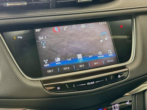 Used 2017 Cadillac XT5 Luxury w/ Driver Awareness Package FWD image 13