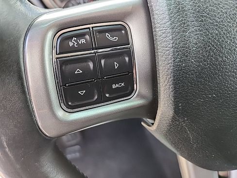 Used 2018 Dodge Journey Crossroad AWD/4WD image 10