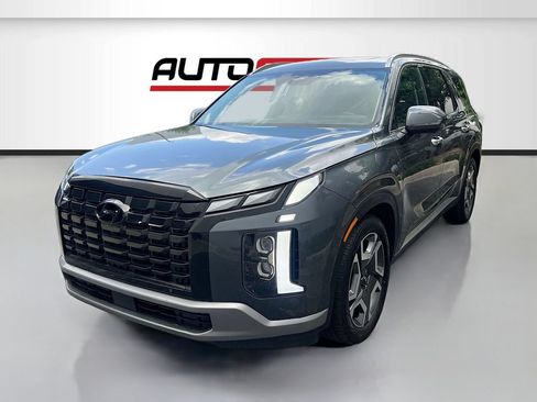 Used 2023 Hyundai Palisade Limited w/ Cargo Package FWD image 3