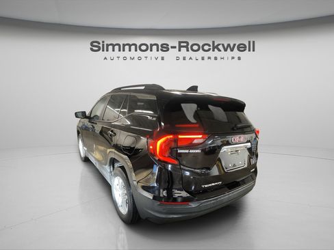 Used 2021 GMC Terrain SLE w/ Driver Convenience Package image 13