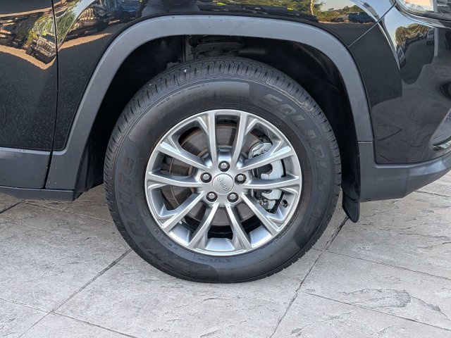 Used 2022 Jeep Cherokee Latitude Lux AWD/4WD image 12