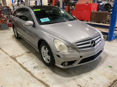 Used 2008 Mercedes-Benz R 350 2WD image 3