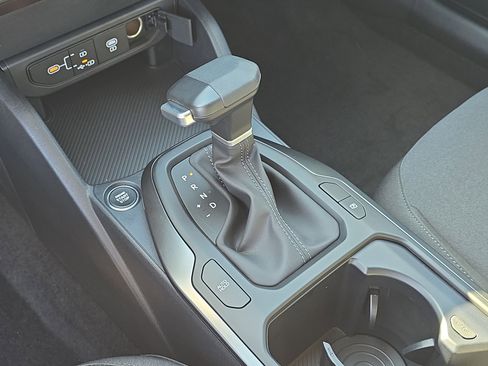 New 2026 Kia K4 LX FWD image 25