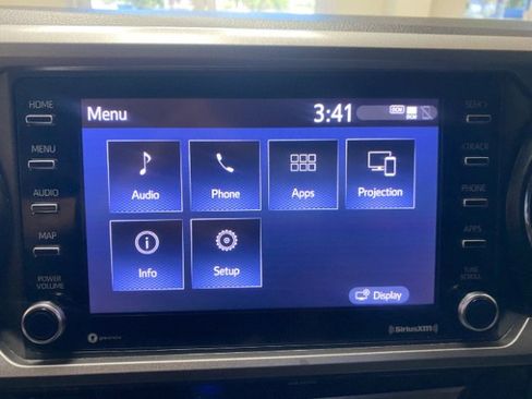 Used 2020 Toyota Tacoma SR5 RWD image 26