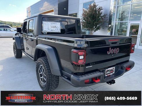 New 2025 Jeep Gladiator Rubicon w/ Convenience Group image 16