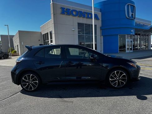 Used 2022 Toyota Corolla XSE FWD image 4