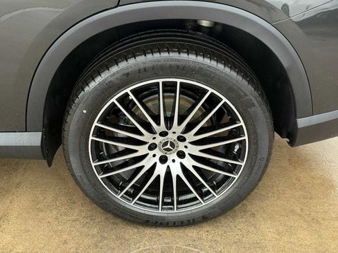 New 2026 Mercedes-Benz GLC 300 4MATIC image 9