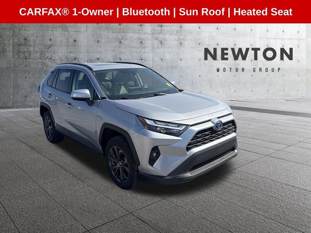 Used 2022 Toyota RAV4 XLE Premium AWD/4WD image 1