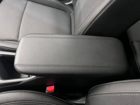 Used 2023 Buick Encore GX Select w/ Sport Touring Package image 24