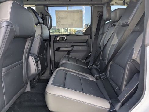 New 2026 Ford Bronco Outer Banks w/ Sasquatch Package image 14