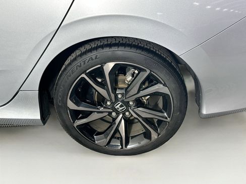 Used 2019 Honda Civic Sport image 11