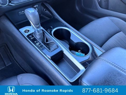 Used 2024 Nissan Altima 2.5 SV image 28