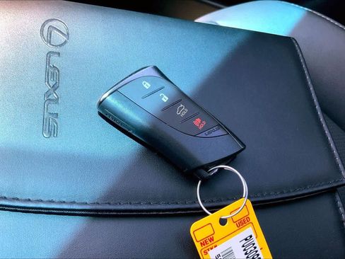 Used 2023 Lexus ES 300h w/ Premium Package FWD image 19