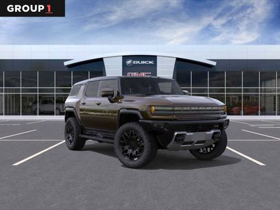 New 2026 GMC Hummer EV SUV w/ LPO, Dark Essentials Package