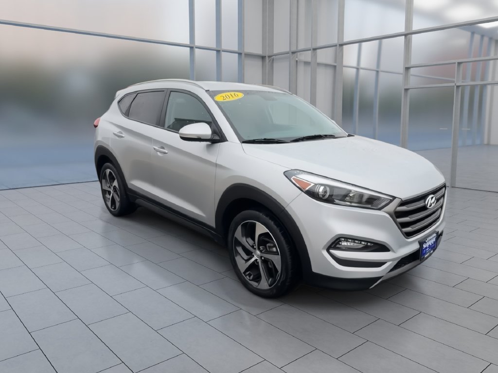 Used 2016 Hyundai Tucson Sport FWD image 2