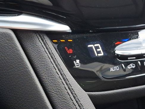 Used 2025 Cadillac XT6 Sport w/ Technology Package image 27