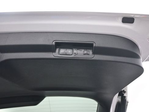 Certified 2022 Ford Explorer XLT image 24