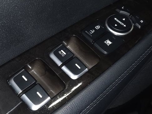 Used 2016 Kia Sorento EX image 27