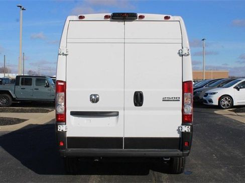 New 2024 RAM ProMaster 2500 w/ Quick Order Package 22H SLT+ image 4