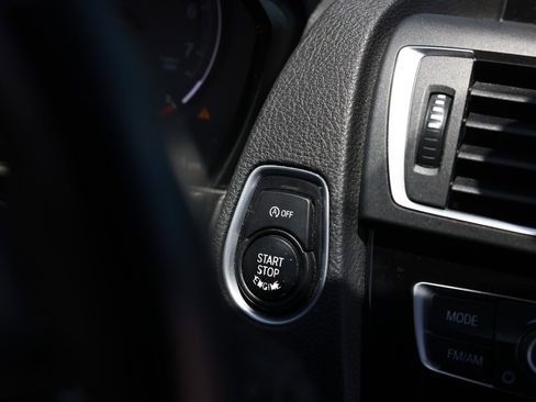 Used 2017 BMW M2 image 35