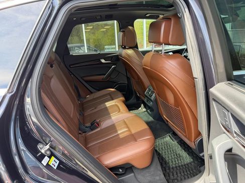 Used 2018 Audi Q5 2.0T Premium Plus w/ Premium Plus Package AWD/4WD image 13