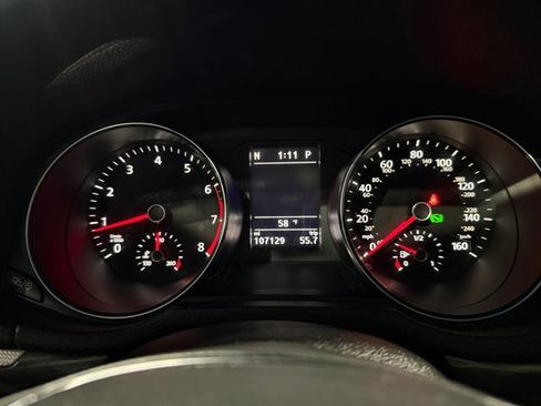 Used 2016 Volkswagen Passat 1.8T SE image 15