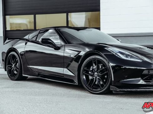 Used 2016 Chevrolet Corvette Stingray Coupe RWD image 42