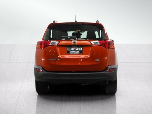 Used 2015 Toyota RAV4 LE AWD/4WD image 4