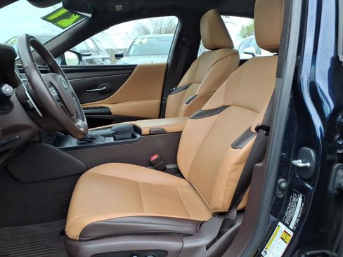 Certified 2021 Lexus ES 350 w/ Accessory Package 2 image 15