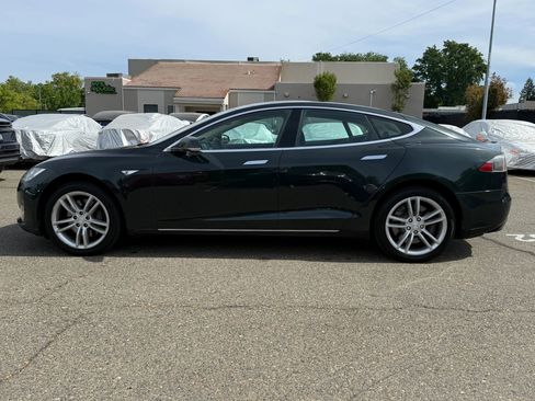 Used 2013 Tesla Model S image 8
