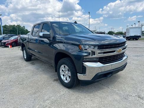 Used 2022 Chevrolet Silverado 1500 LT w/ Bed Protection Package AWD/4WD image 12