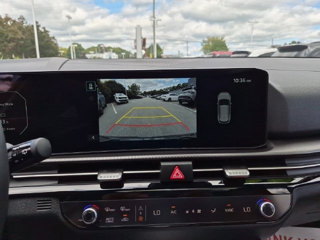 New 2027 Kia Sportage SX FWD image 18