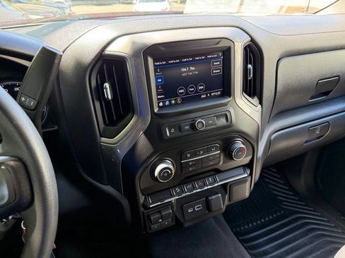 Used 2021 Chevrolet Silverado 1500 Custom Trail Boss AWD/4WD image 20