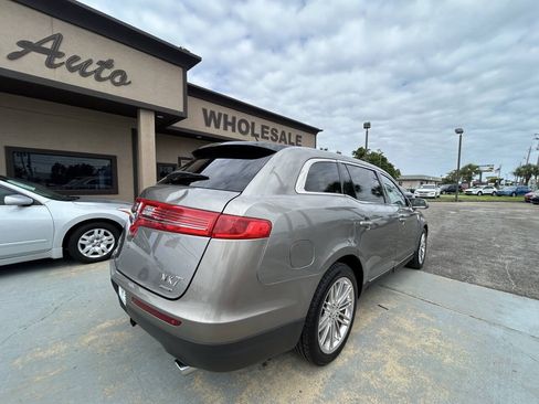 Used 2016 Lincoln MKT AWD w/ Equipment Group 201A image 7