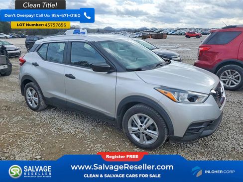 Used 2019 Nissan Kicks S FWD image 5
