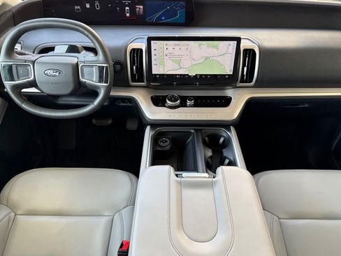 Certified 2025 Ford Expedition Max Active AWD/4WD image 15