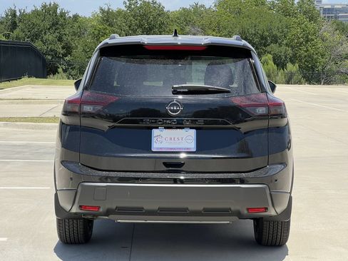 New 2026 Nissan Rogue Dark Armor FWD image 5