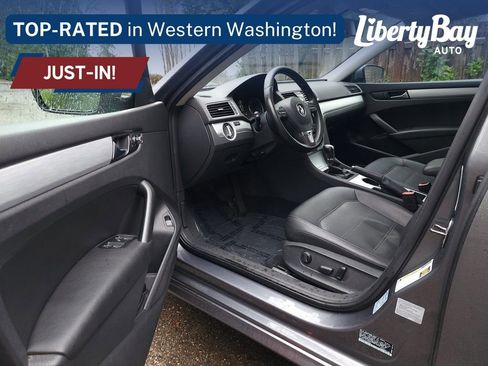 Used 2013 Volkswagen Passat 2.5 SE image 10