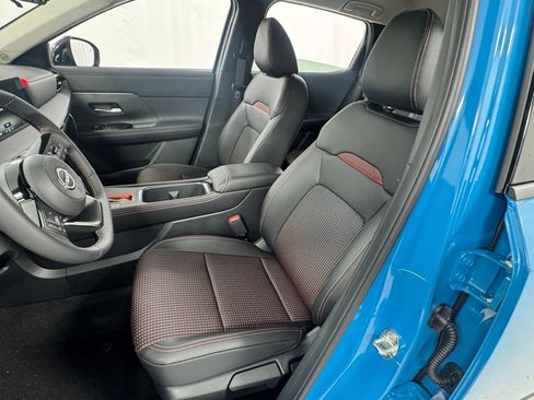 New 2026 Nissan Kicks SR w/ Cold Weather Package AWD/4WD image 10