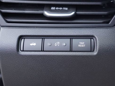 Used 2025 Nissan Altima 2.5 S FWD image 10