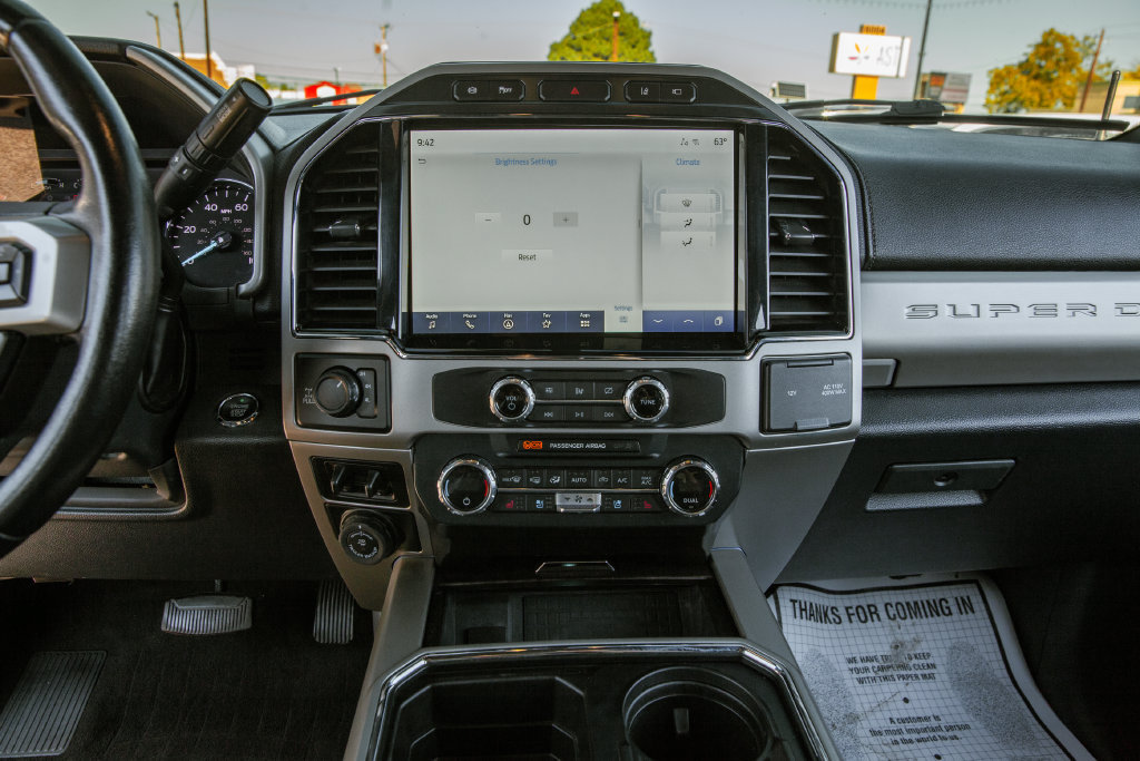 Used 2022 Ford F250 Lariat w/ Lariat Ultimate Package AWD/4WD image 14