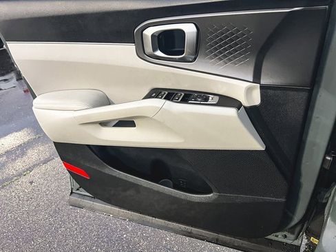 Used 2025 Kia Sorento EX image 14