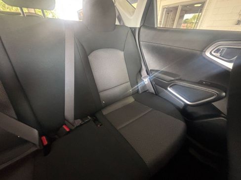 Used 2025 Kia Soul LX w/ LX Technology Package FWD image 40
