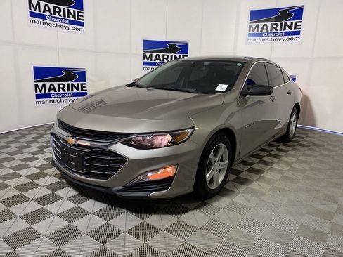 Used 2022 Chevrolet Malibu LS w/ LPO, Floor Liner Package FWD image 14