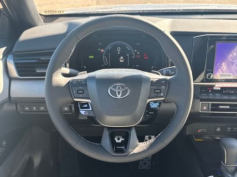 New 2026 Toyota Camry SE image 12