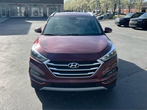 Used 2017 Hyundai Tucson Sport image 3