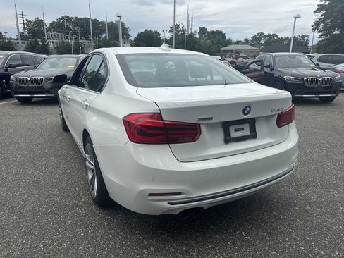 Used 2018 BMW 330i xDrive Sedan w/ Convenience Package AWD/4WD image 5