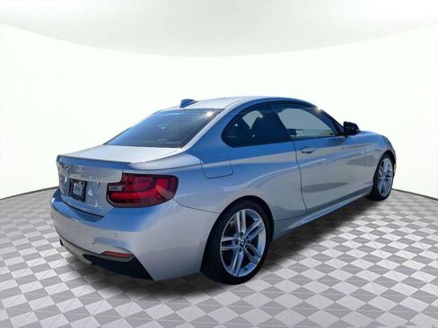 Used 2017 BMW 230i Coupe image 3